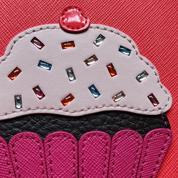 Kate Spade "Take the Cake" Imogen Passport Cover - Picture 4 of 8